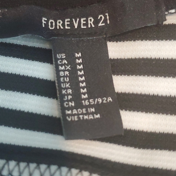 Forever 21 black and white striped dress - Picture 5 of 5